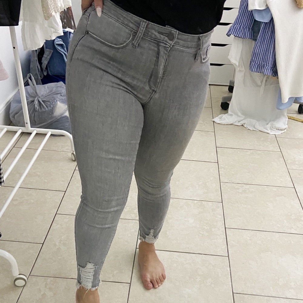 NOT AVAILABLE - Picture 2 of 2